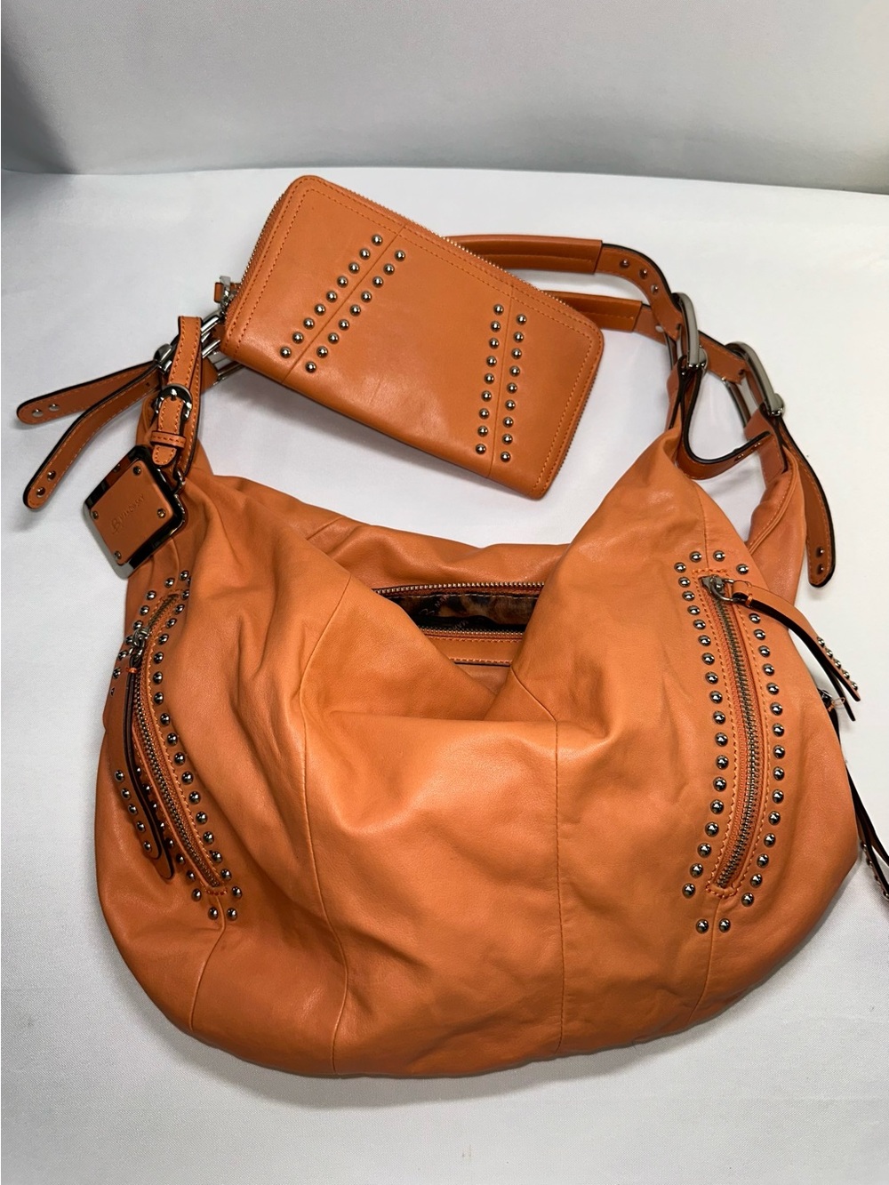 B. Makowsky Peach Leather Studded Hobo Bag Zip Wallet Set Leopard Lining Y2K⁠
